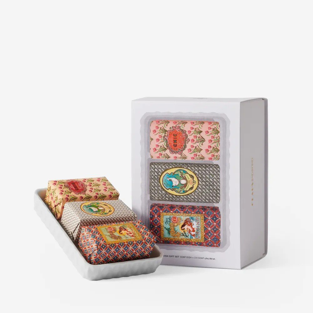 Claus Porto Classico Gift Set - Porcelain Soap Dish & 3 Mini Soaps (Ondina, Chicken, Chic)