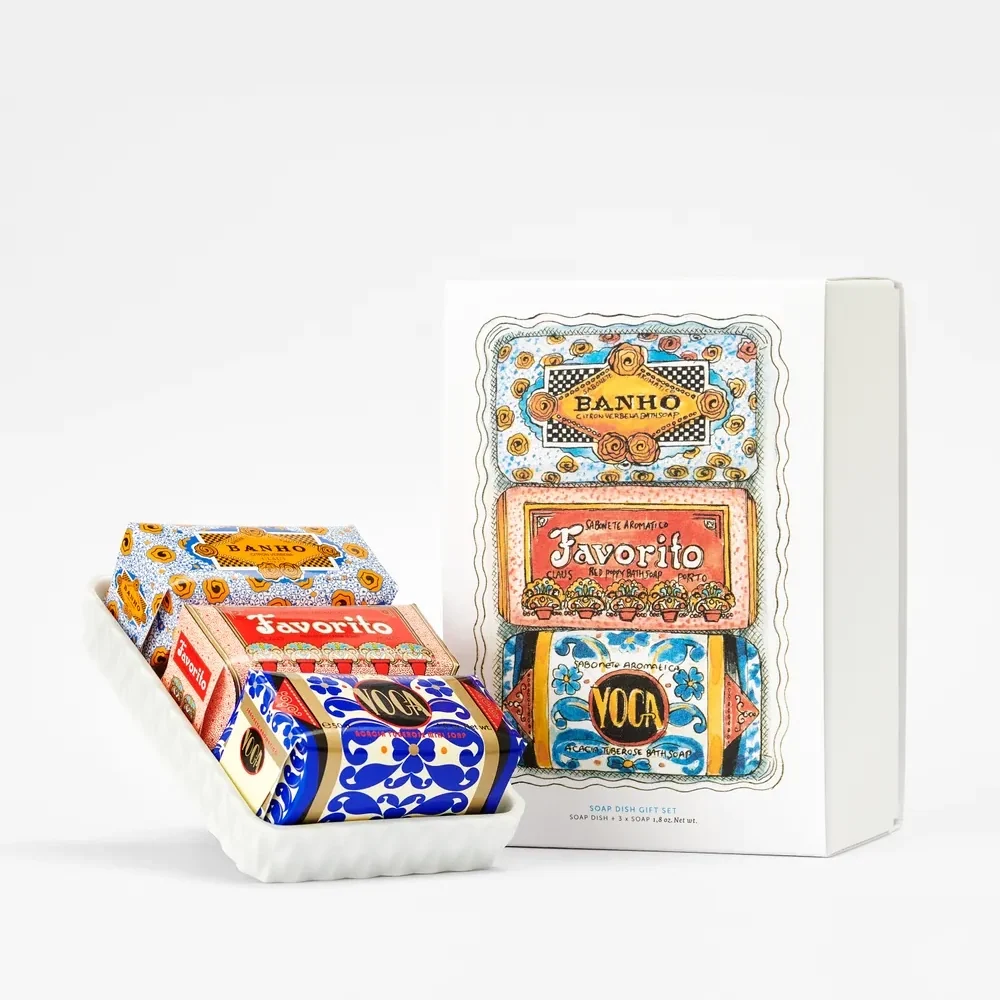 Claus Porto Deco Gift Set - Porcelain Soap Dish & 3 Mini Soaps (Banho, Favorito, Voga)